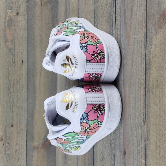adidas Women's Stan Smith Leather All Over Floral Print Sneakers - Picture 4 of 11